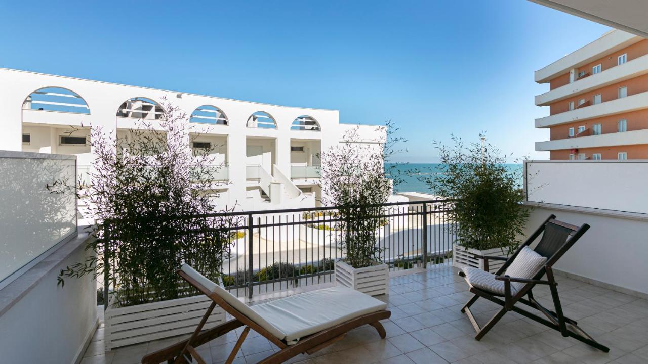 Rivazzurra Homes - B テルモリ エクステリア 写真