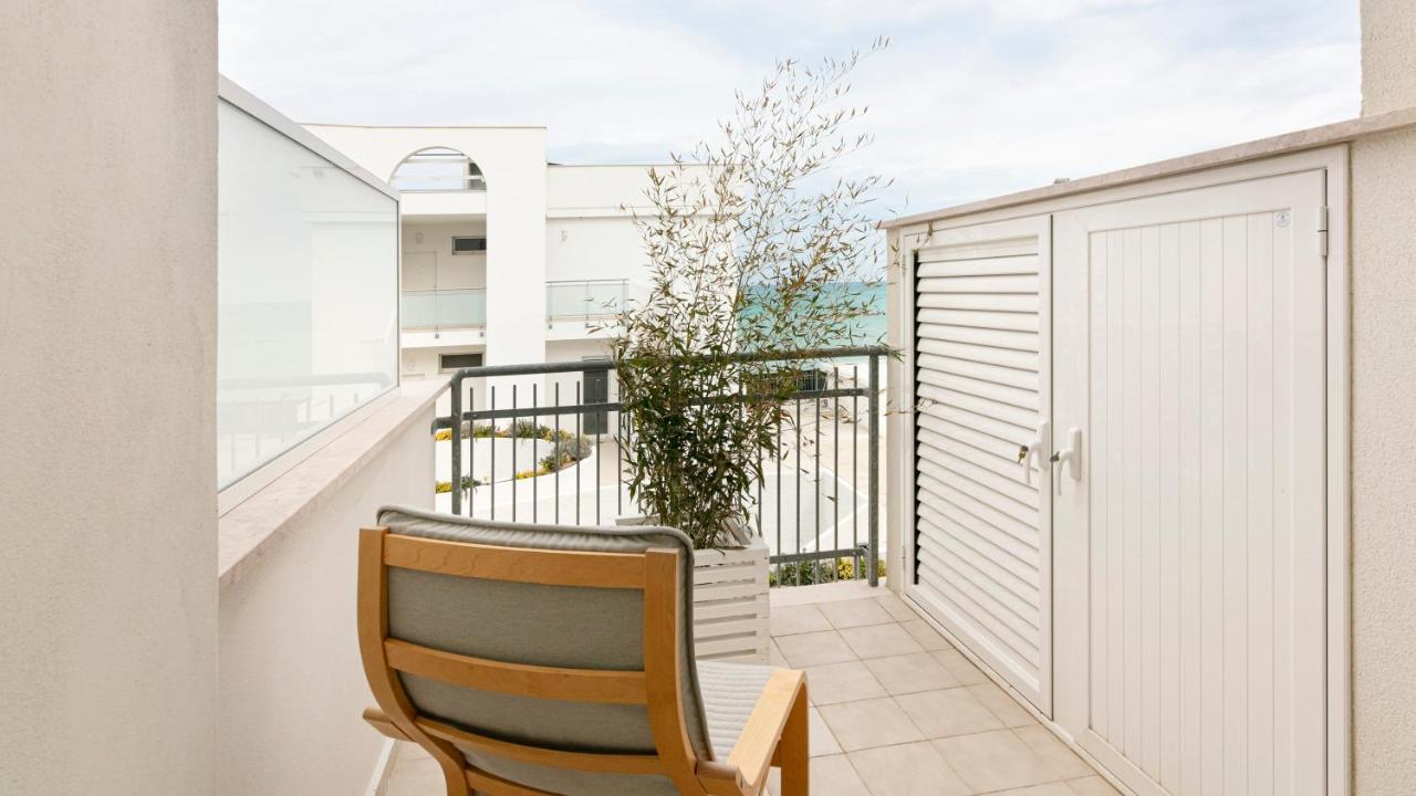 Rivazzurra Homes - B テルモリ エクステリア 写真